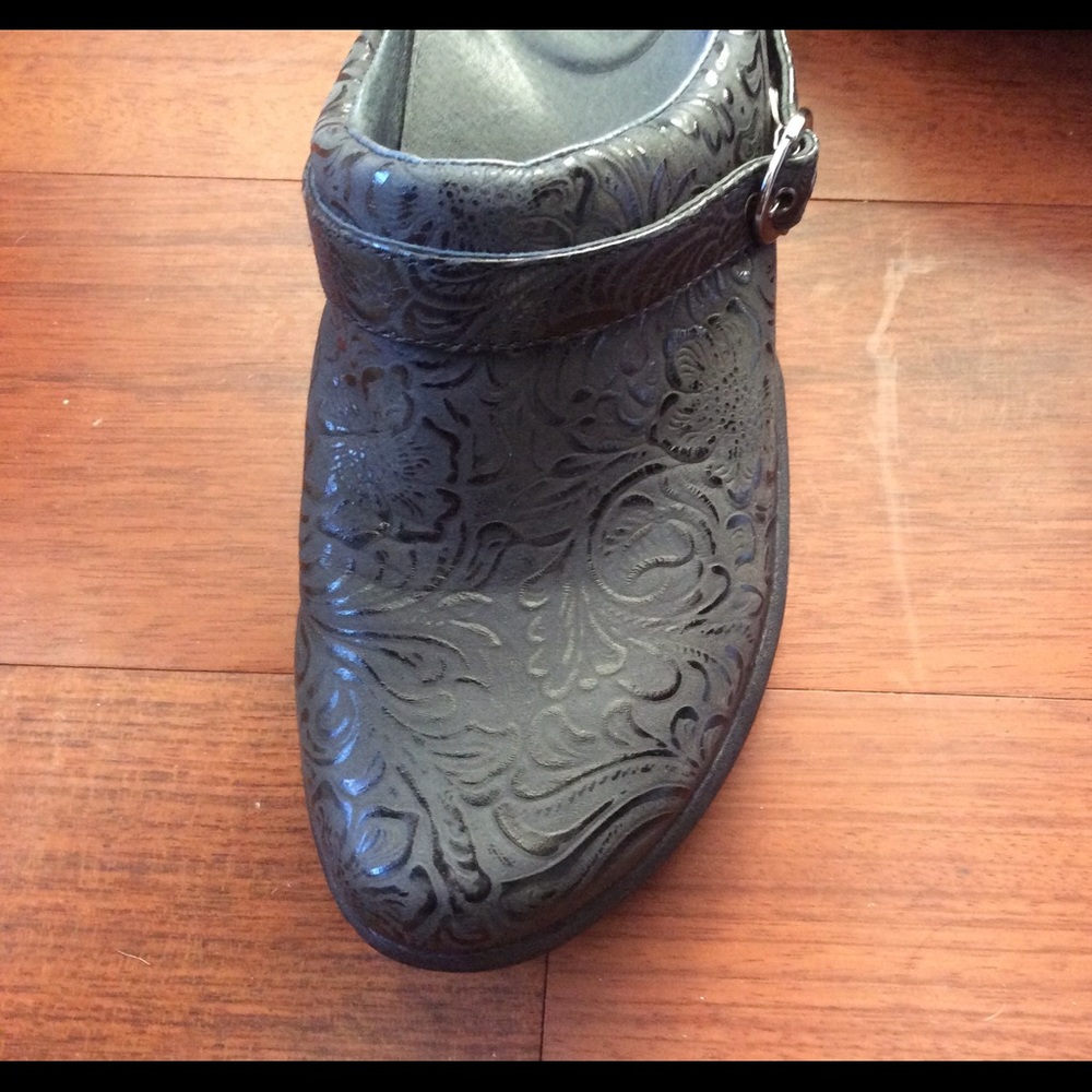 Dansko clogs - Picture 3 of 3